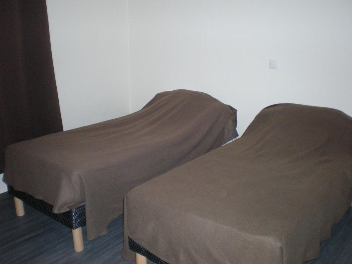 Méry-sur-Oise Hotel Dg מראה חיצוני תמונה