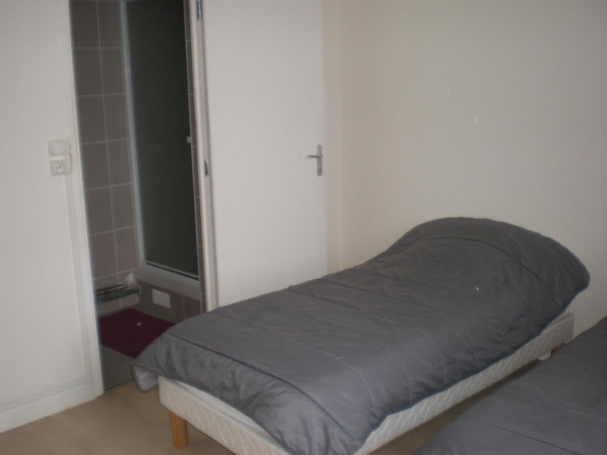 Méry-sur-Oise Hotel Dg מראה חיצוני תמונה